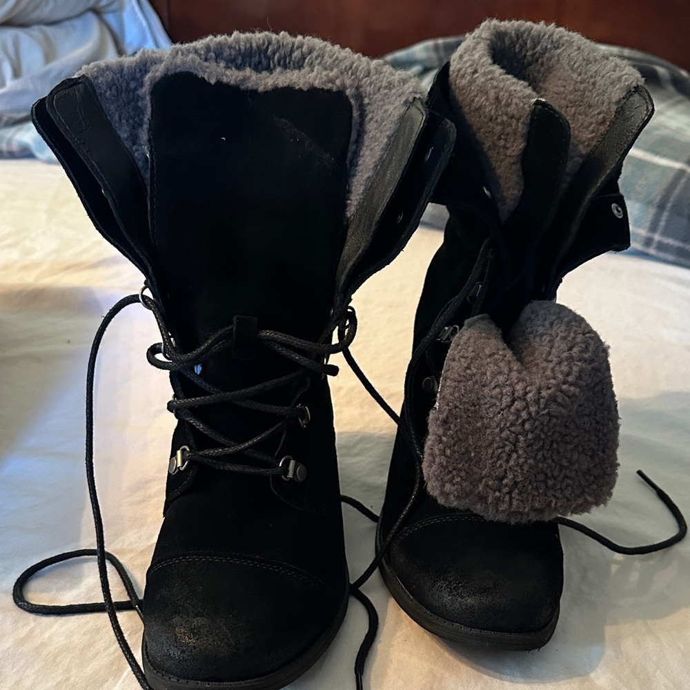 UGG Black and Gray Lace-Up Winter Boots